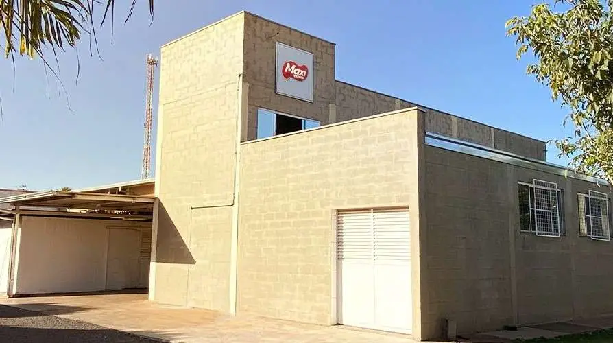 Fachada da fábrica Maxi Massas em Araraquara
